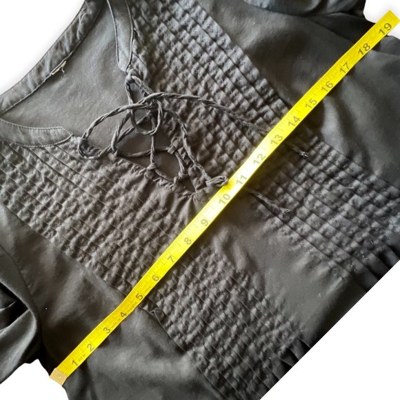 🌸 4/$50🌸 Black Lace-Up Tunic with Pleating Details - Picture 9 of 10